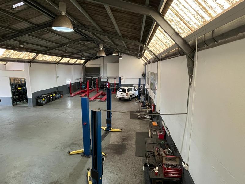 To Let Commercial Property for Rent in Montague Gardens Western Cape